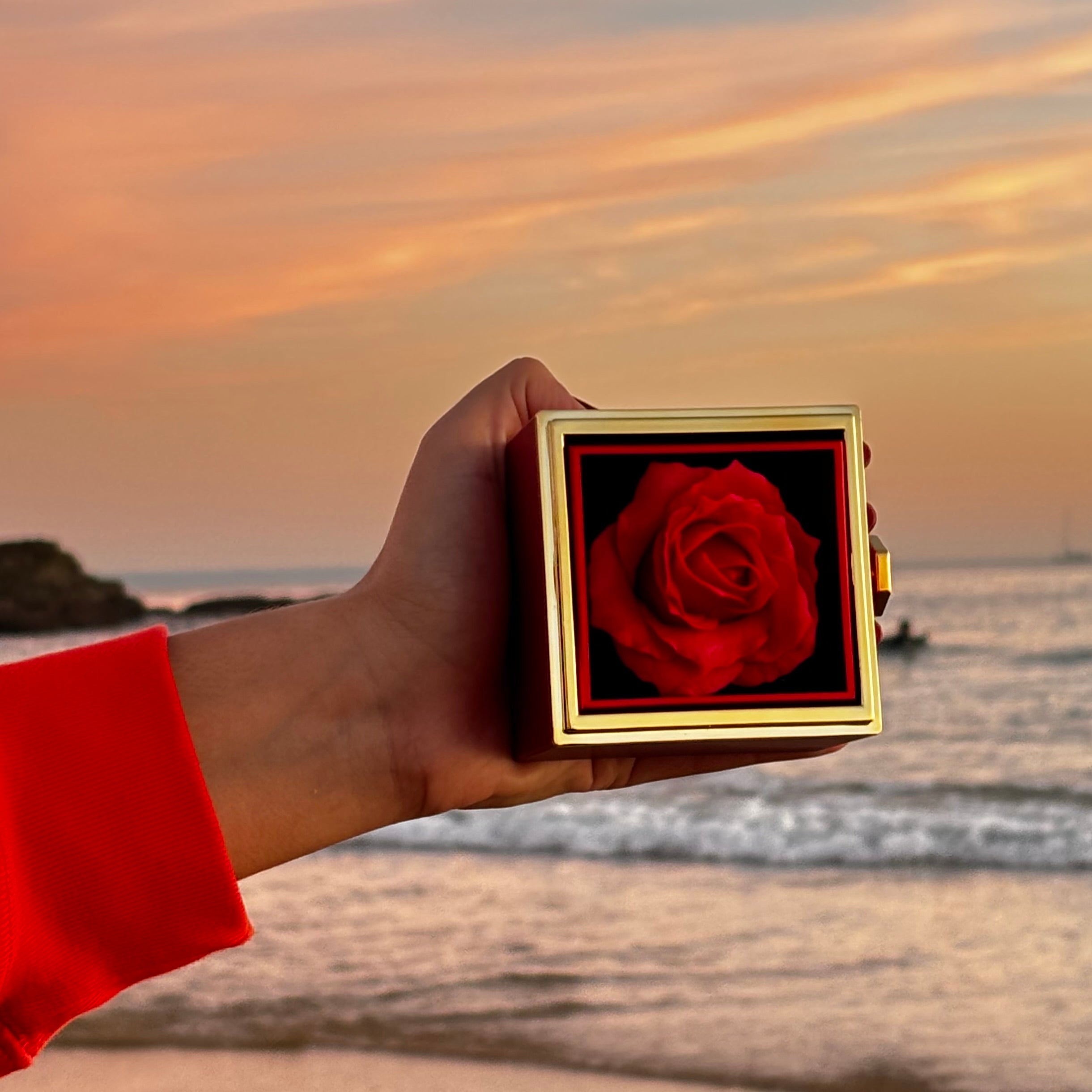 Eternal Rose & Personalized Heart Necklace