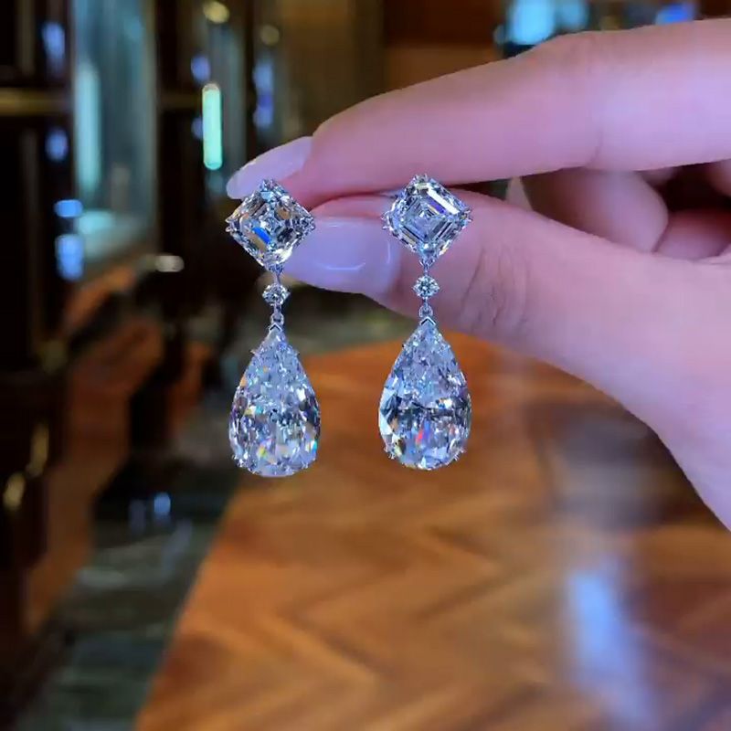 11ct Pear Cut White Zircon Drop Earrings