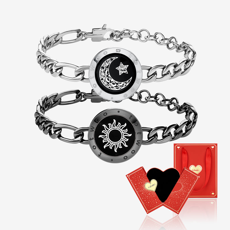 [Connected in Red Gift Packaging] Sun&Moon Touch Bracelets with Figaro Chain (Black+Silver)