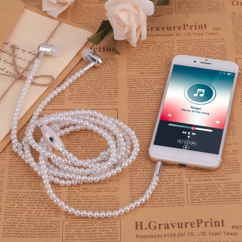 Valén Pearl Necklace Earphones — Elegance in Every Beat