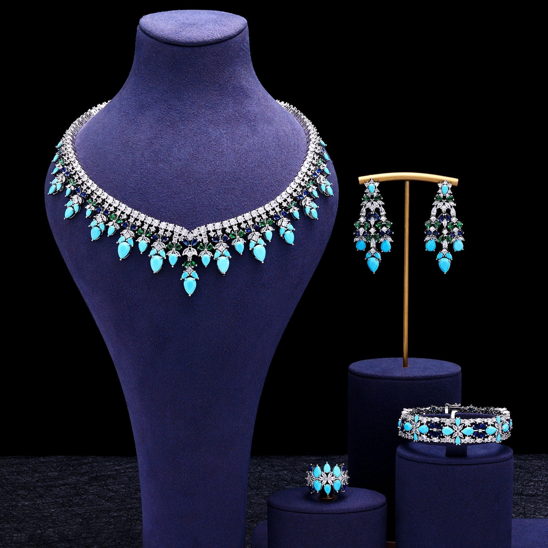 4 PcsTurquoise Luxury Necklace Earrings Bracelet Ring Set