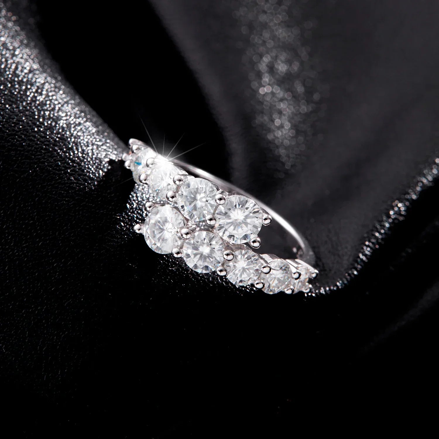 Valén – Infinite Brilliance in a Timeless Eternity Design