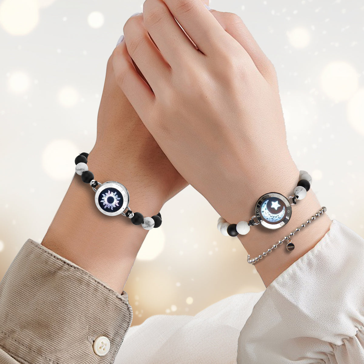 [Connected in Red Gift Packaging] Sun&Moon Touch Bracelets with Matching Beads